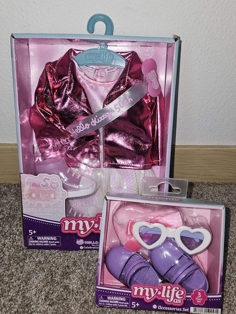 Hello Kitty My Life Doll Pink Metallic Jacket & Purple Accessories Set